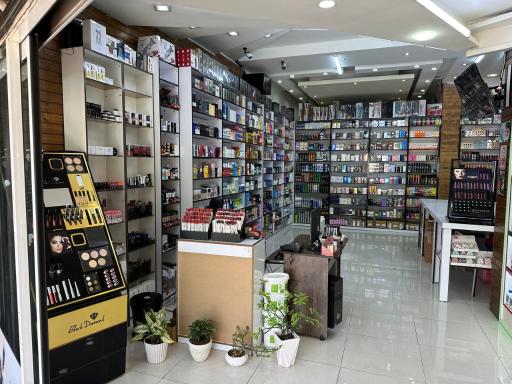 عکس لوازم آرایشی و بهداشتی طنین | taninpakhsh